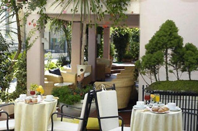 Hotel Derby Μπελάρια-Ιτζέα Μαρίνα Εξωτερικό φωτογραφία